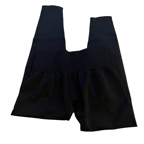 NVTGN Seamless Leggings Size Medium - Picture 2 of 5